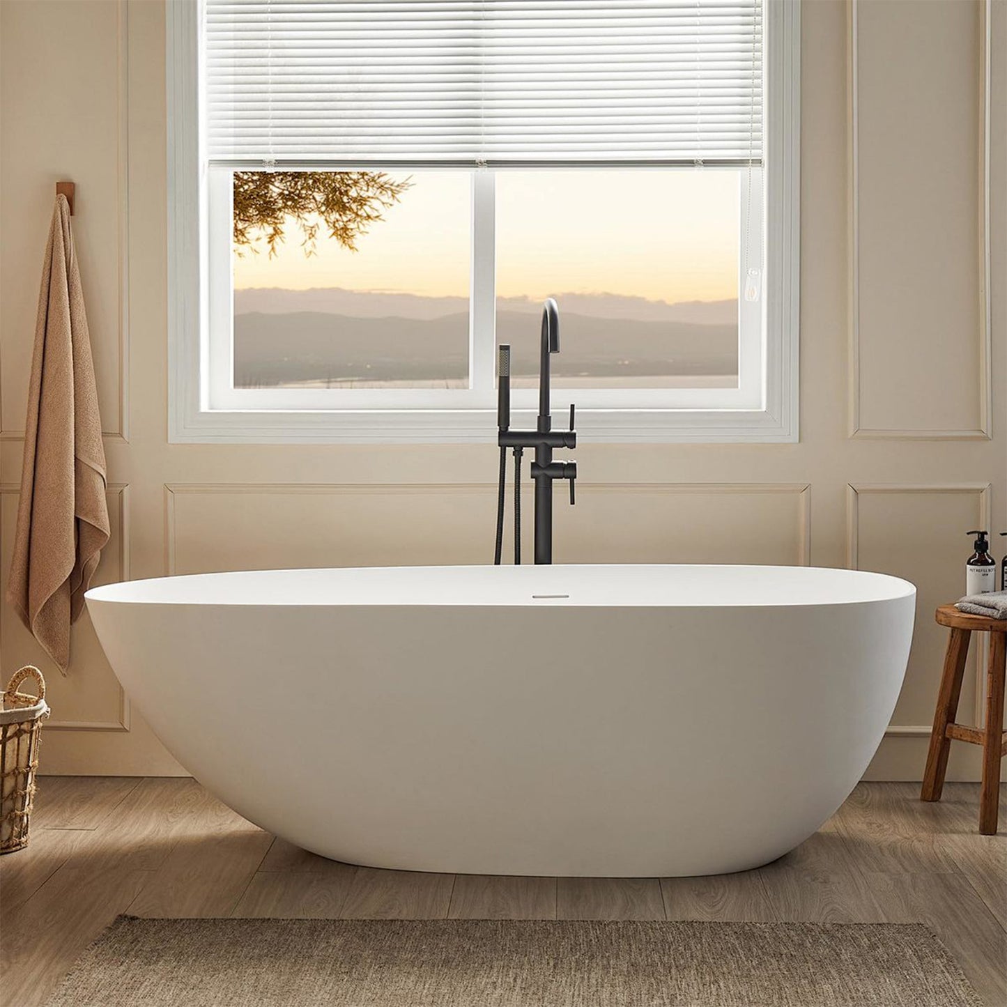 Freestanding Soaking Solid Surface Bathtub